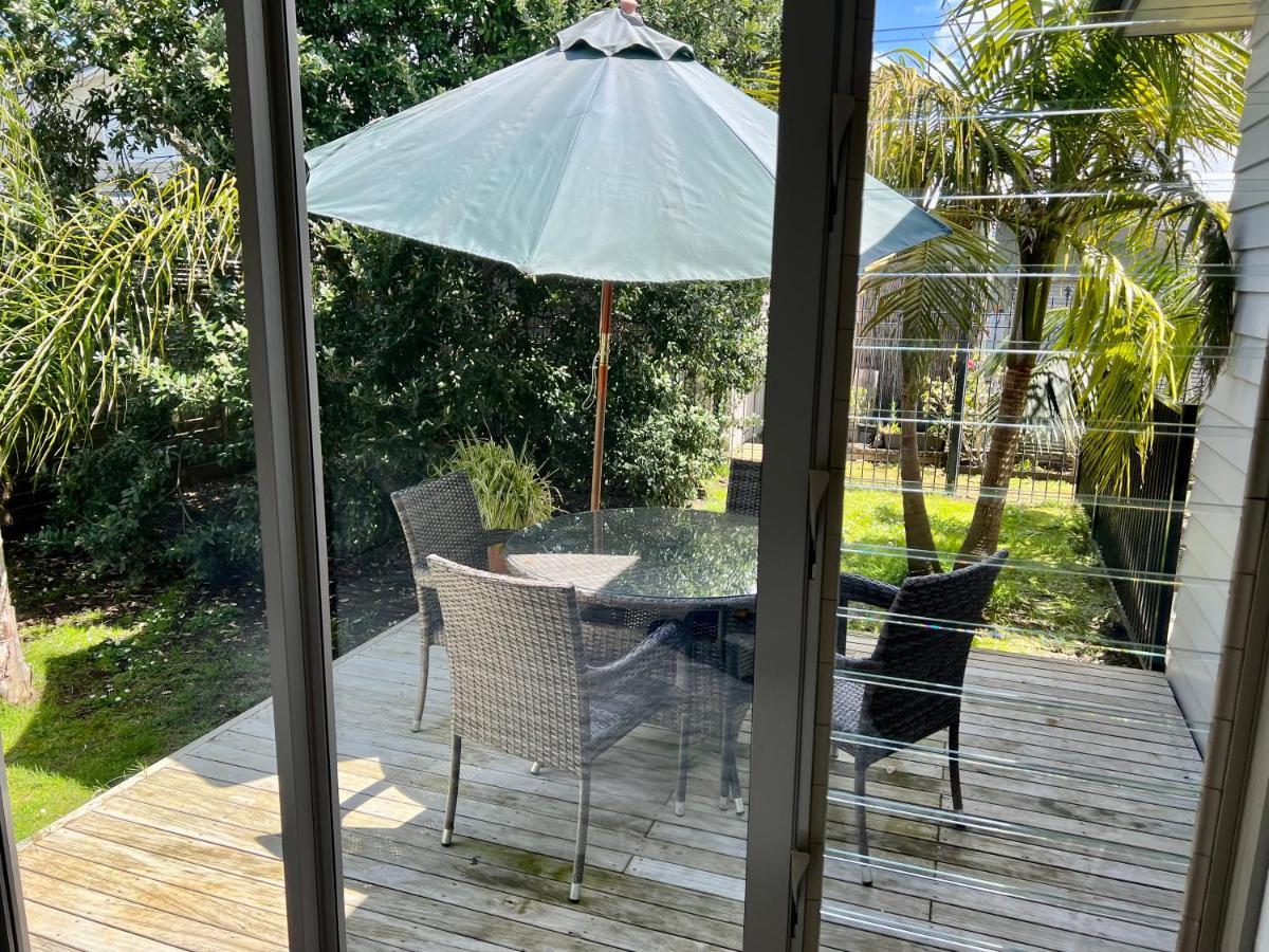 Jennie'S In Whitianga Bed & Breakfast Exterior photo