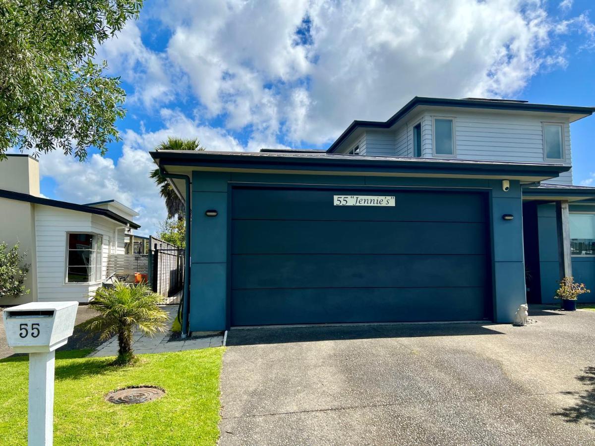 Jennie'S In Whitianga Bed & Breakfast Exterior photo