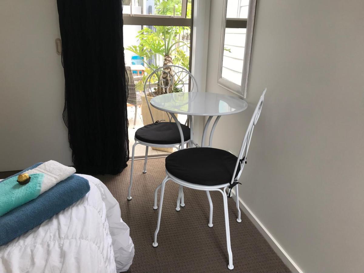 Jennie'S In Whitianga Bed & Breakfast Exterior photo