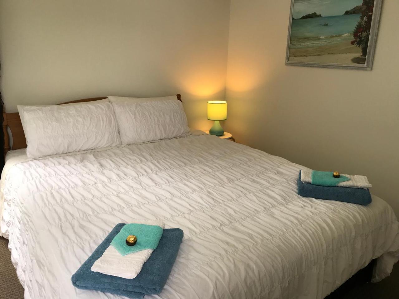 Jennie'S In Whitianga Bed & Breakfast Exterior photo